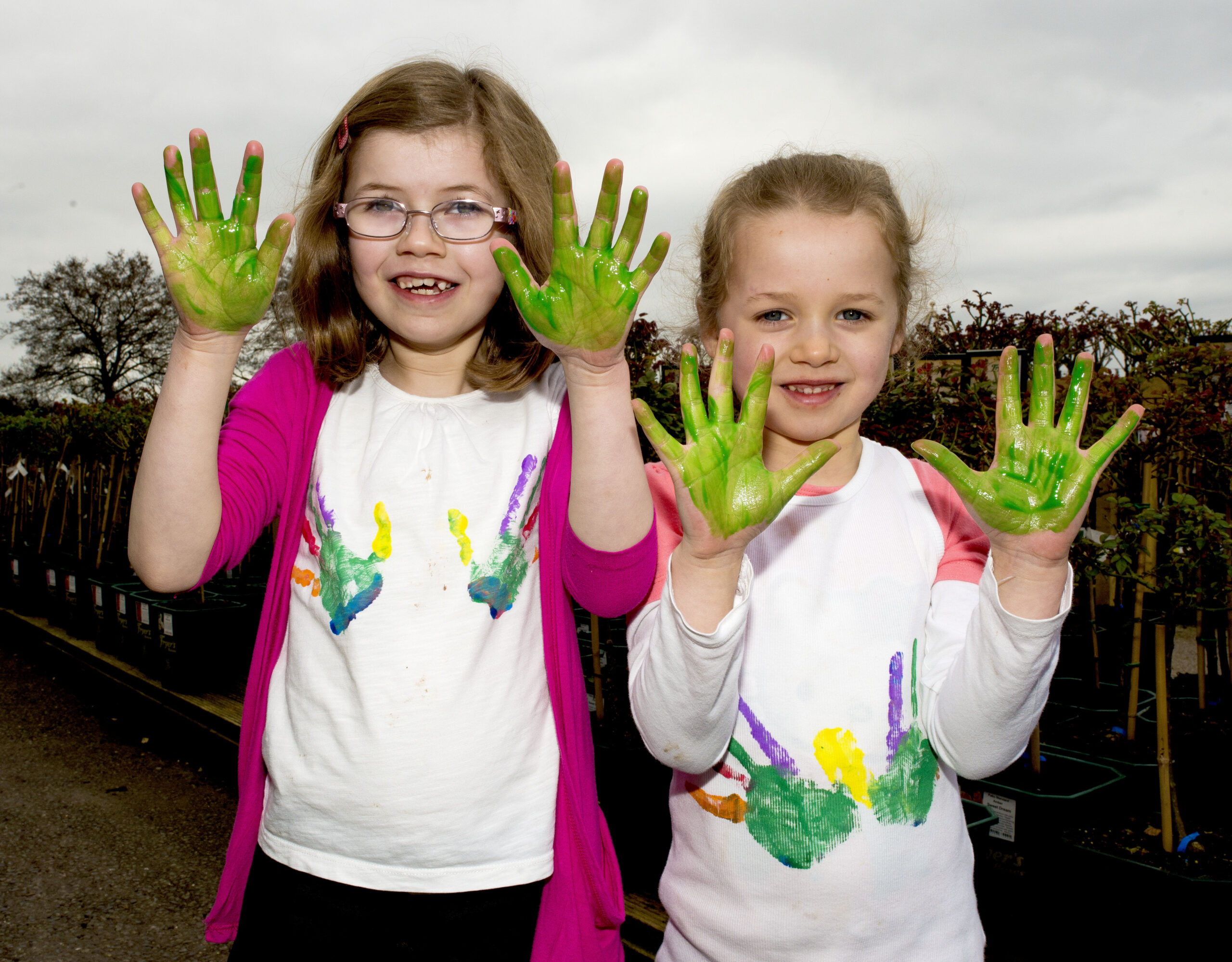 Fryer's greenfingered girls